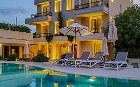 Avanti Hotel&Spa